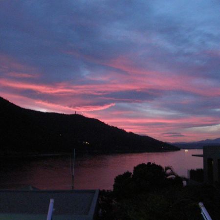 Augusta Bay Guest House 나이스나 외부 사진