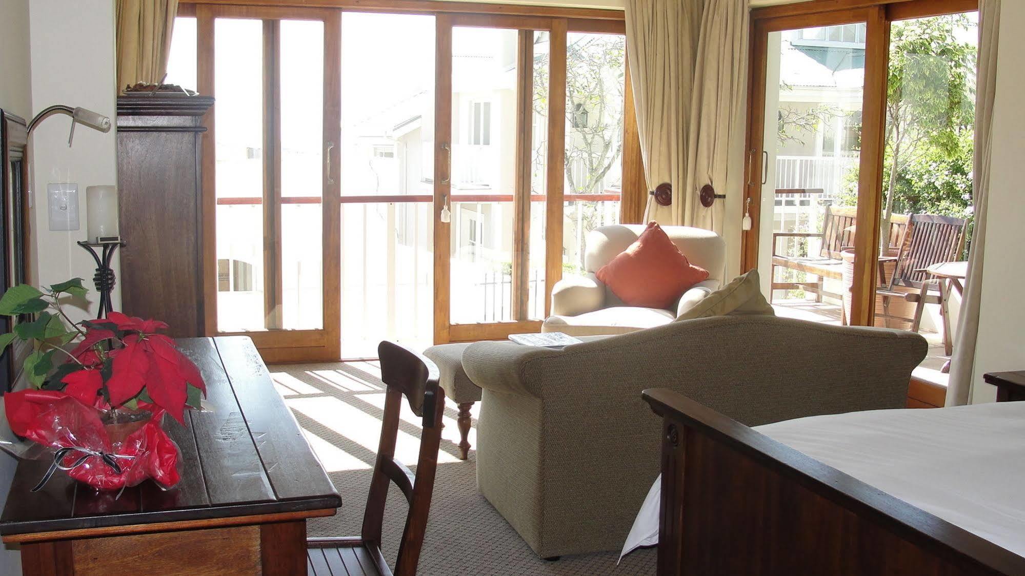 Augusta Bay Guest House 나이스나 외부 사진