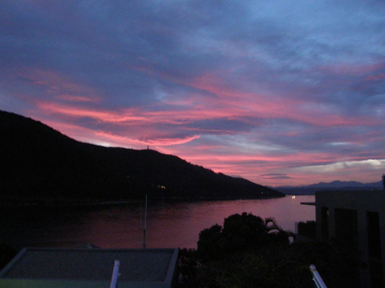 Augusta Bay Guest House 나이스나 외부 사진